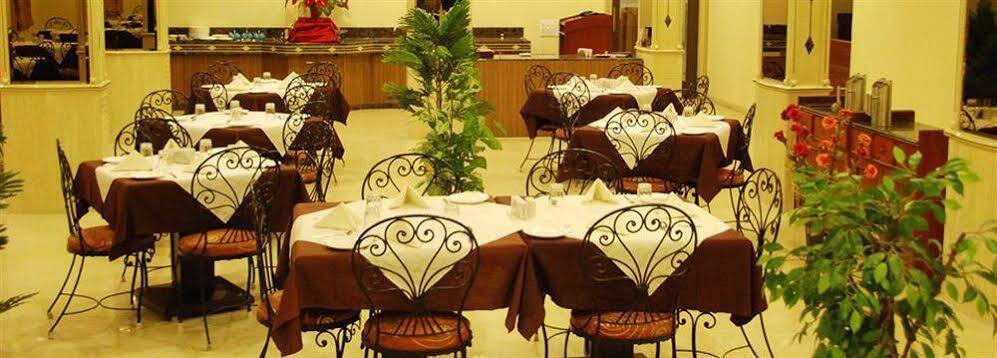 The Fern Residency Aurangabad Hotel Bagian luar foto