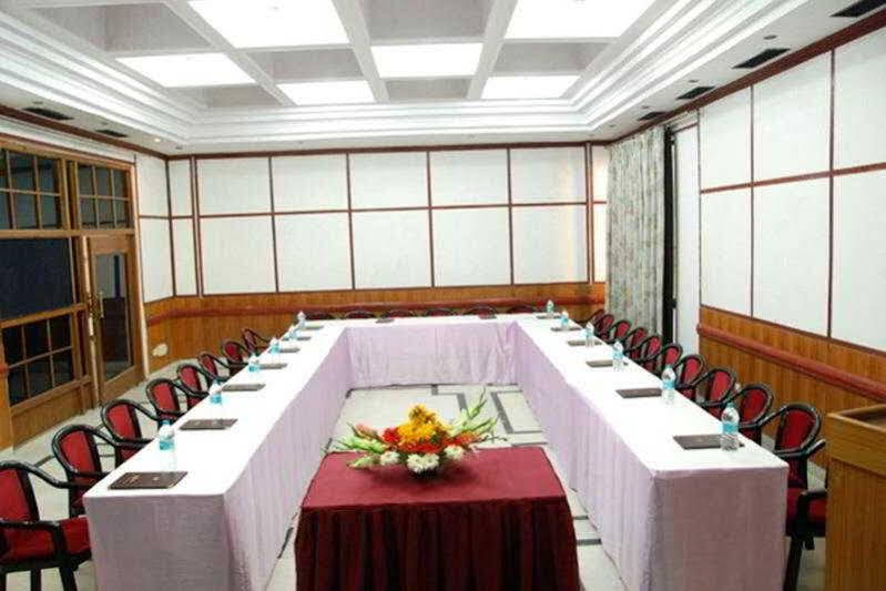 The Fern Residency Aurangabad Hotel Bagian luar foto