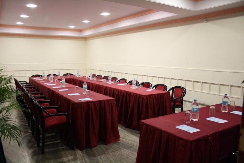 The Fern Residency Aurangabad Hotel Bagian luar foto
